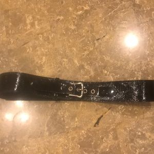 PATENT LEATHER BELT